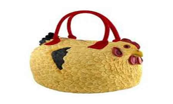 Rubber chickens, diapers suggested for China’s holiday travel