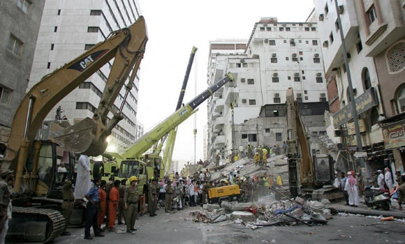 Poor residents forced to continue living in dilapidated buildings