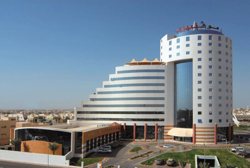 Movenpick Hotel Qassim signs deal with Qatar Airways