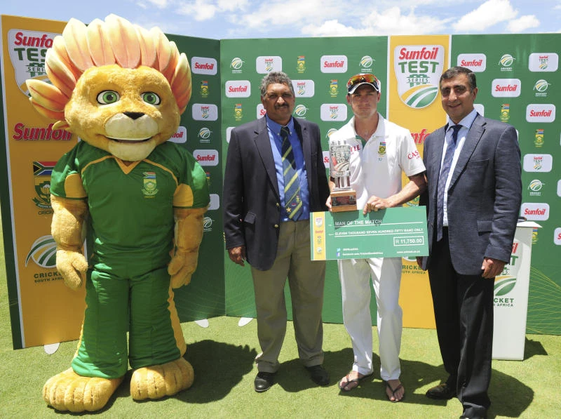 Steyn bowls South Africa to big win