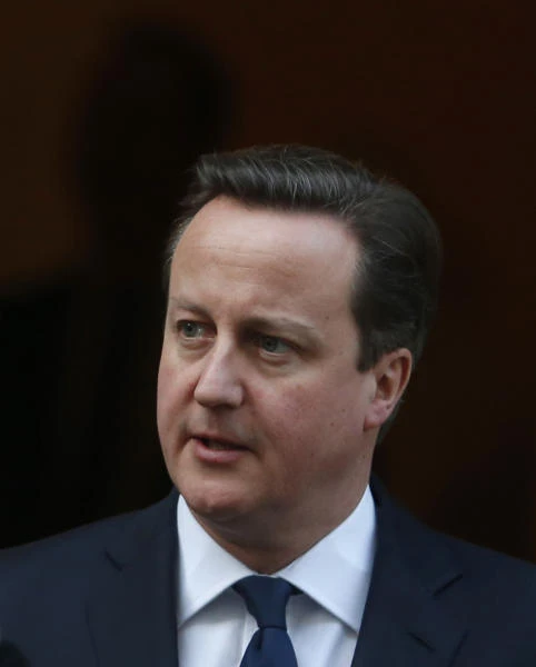 Cameron set for talks with leaders of Kabul, Islamabad