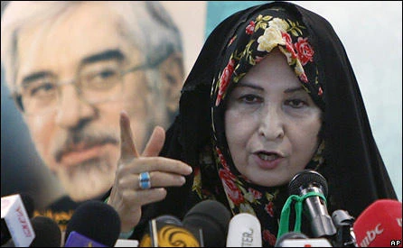 Report: Iran detains daughters of opposition head