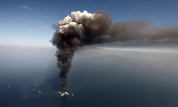 Transocean worker says still haunted by Deepwater Horizon blast