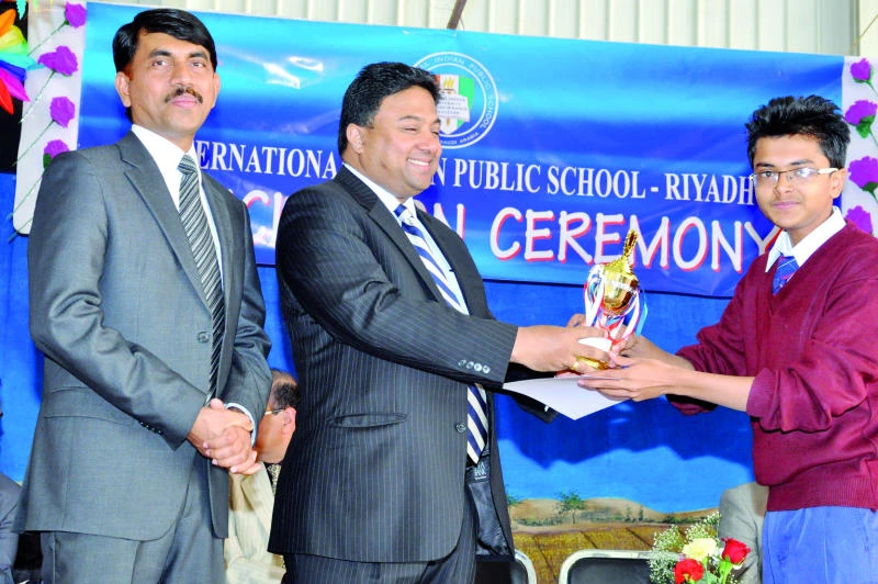 Outstanding Indian students lauded in honors ceremony