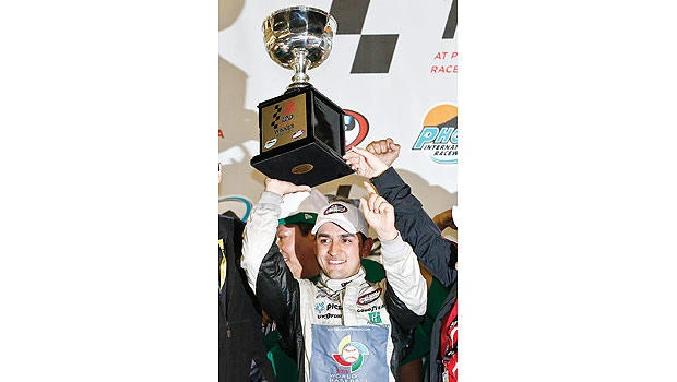 Abraham Calderon dominates at Phoenix race