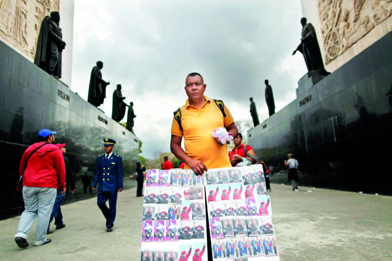 Venezuela to investigate Chavez cancer poisoning accusation