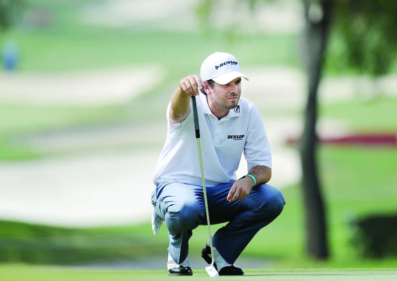 South African Aiken soars to three-shot lead in India