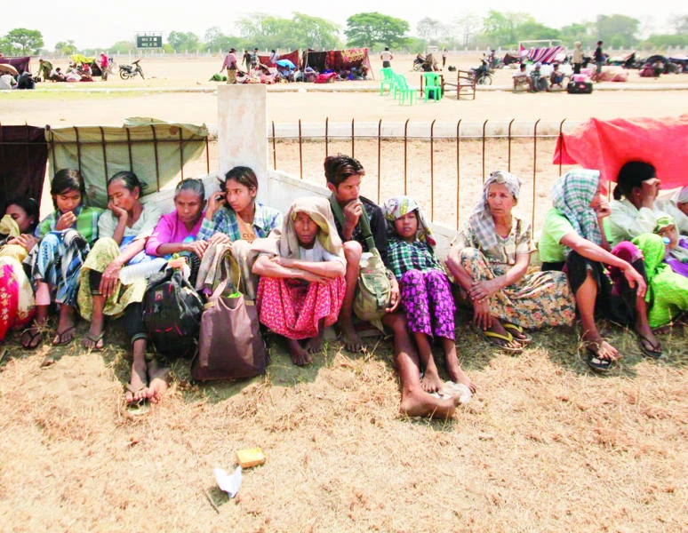 32 Burmese refugees killed in Thailand blaze