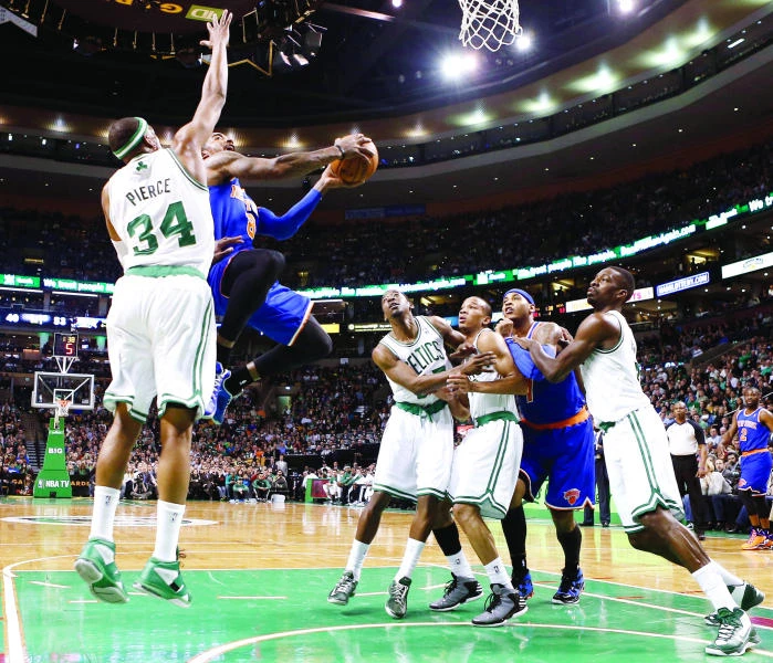 Smith, Anthony show way as Knicks roll to 5th straight win