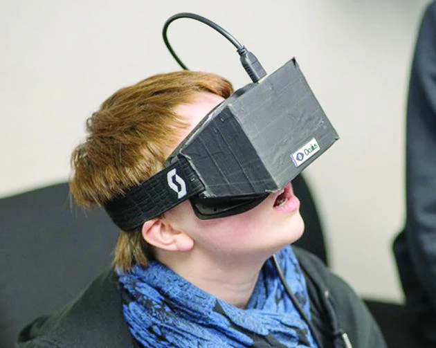 VR helmet wows video-game lovers