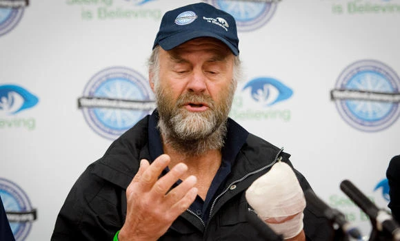 Frostbitten British explorer Fiennes returns home