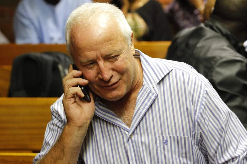 Pistorius family distances itself from gun comments