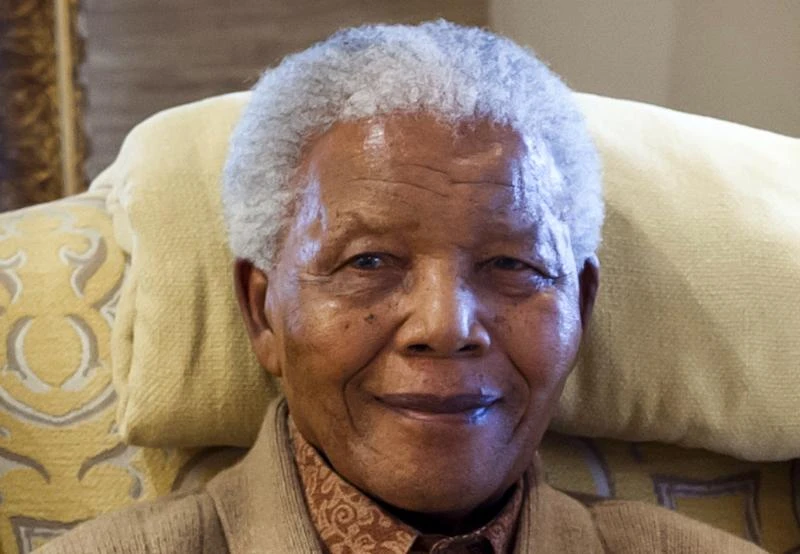 Nelson Mandela making progress in hospital