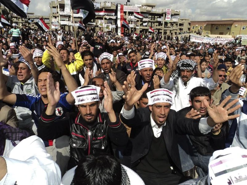 Gunmen kill protest organizer in Iraq