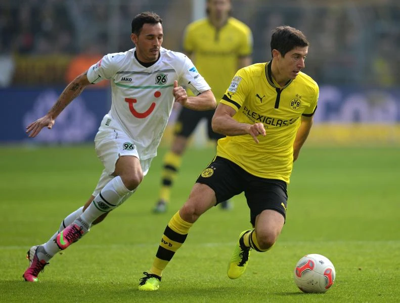Dortmund downs Hanover