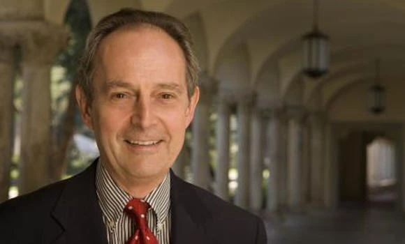 New KAUST president pays surprise visit to campus