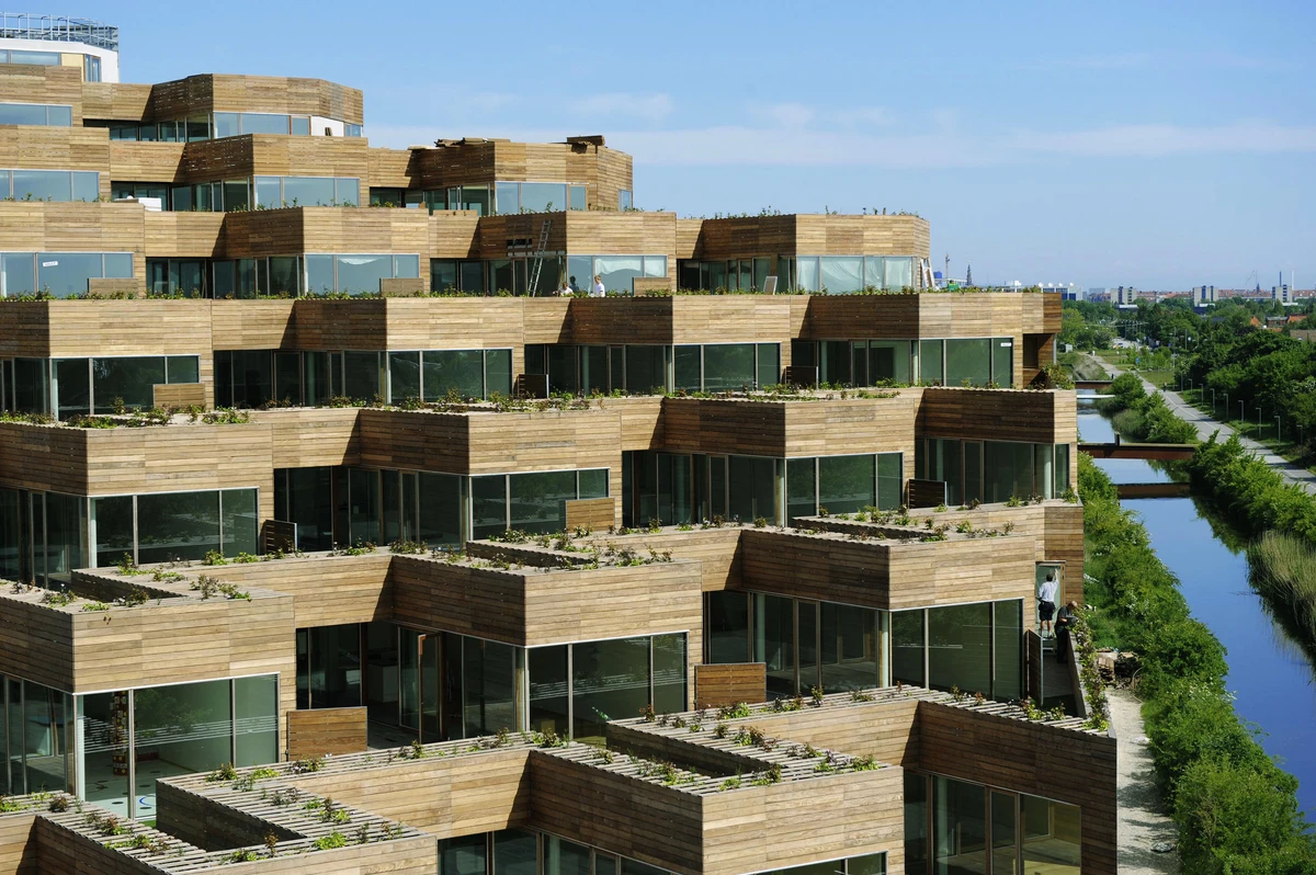 Jeddah to level mountains to create residential areas