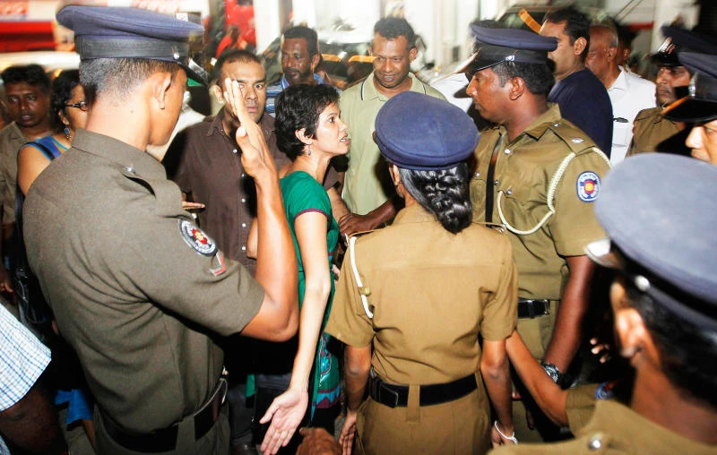 Arson against Sri Lanka paper targets Tamil vote