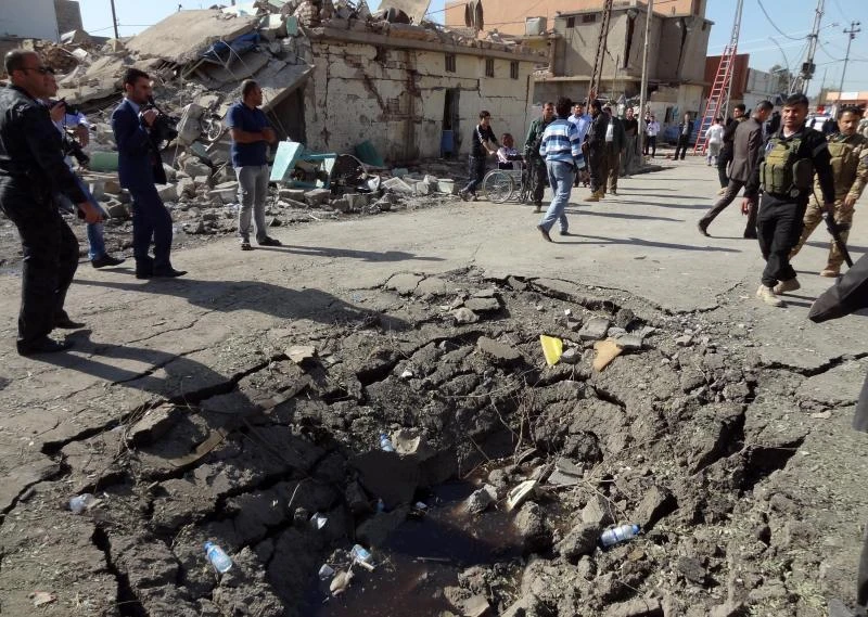 11 die as bombs hit Iraq mosque after prayers