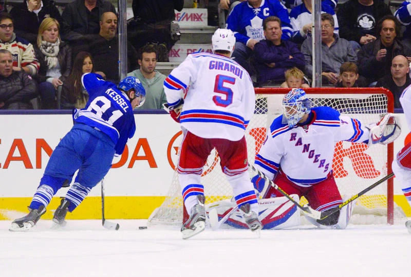 Kessel leads Maple Leafs past Rangers 4-3