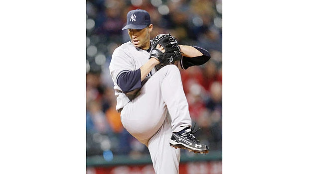 Yankees dazzle in 14-1 triumph over Indians