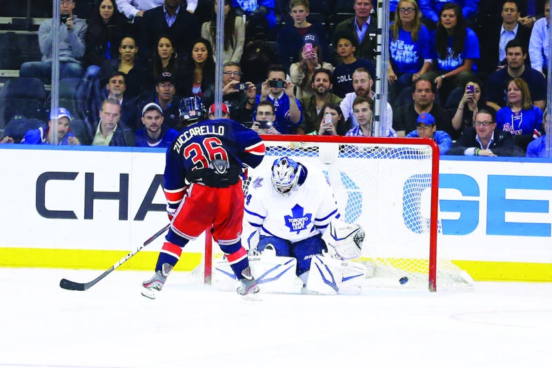 Rangers score over Leafs