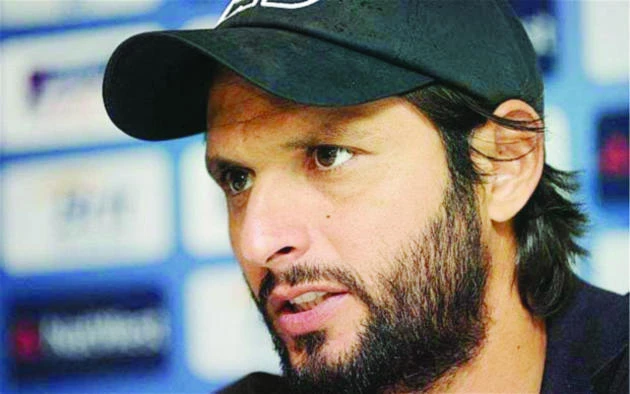 Afridi wants to play at 2015 World Cup