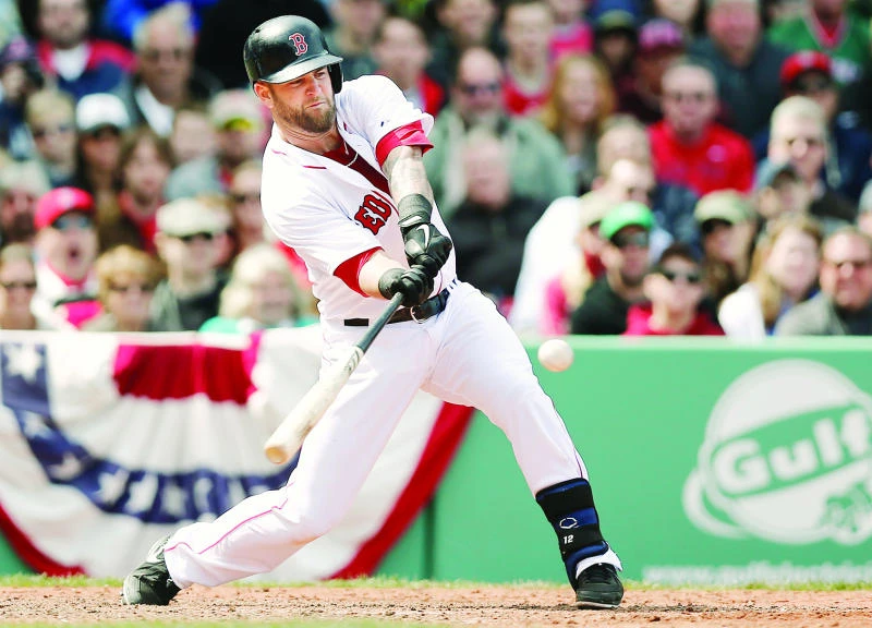 Napoli RBI double gives Red Sox victory over Rays