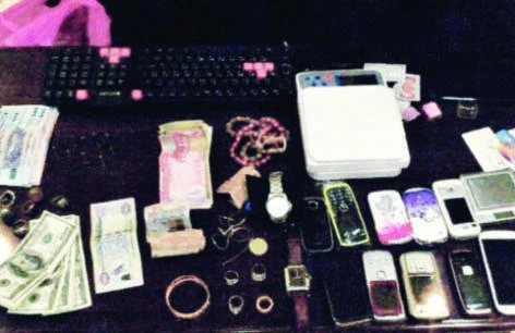 Riyadh police arrest gang of burglars