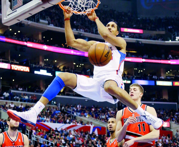 Clippers blow away Blazers 93-77