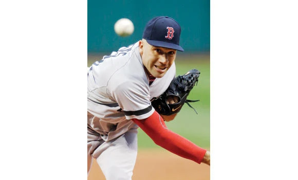 Red Sox roll to fifth straight victory