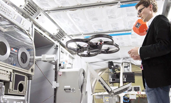 Drone ‘spaceship’ app to help robots on future missions