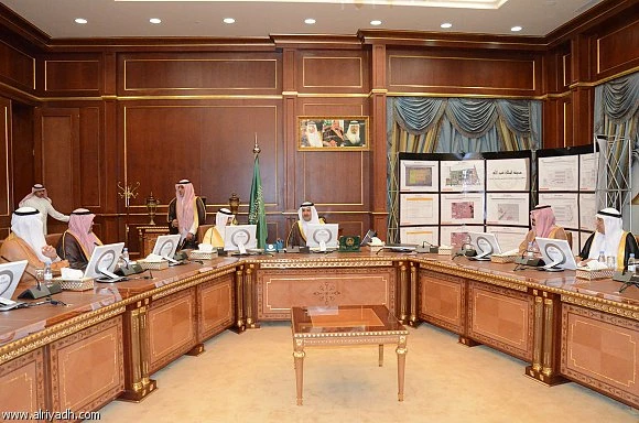 Prince Faisal briefed on Haj projects in Madinah