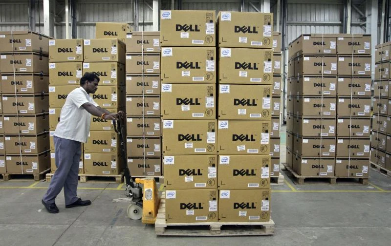 Investors dump Microsoft, PC stocks on bleak news