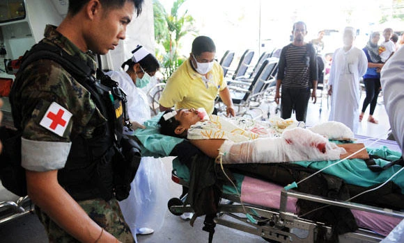 4 soldiers killed defusing southern Thailand bomb