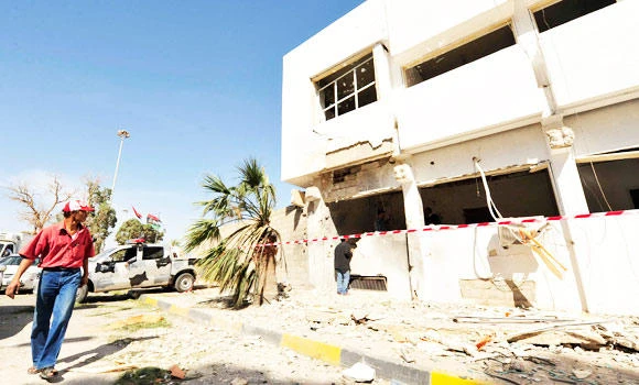 Benghazi police station bombed