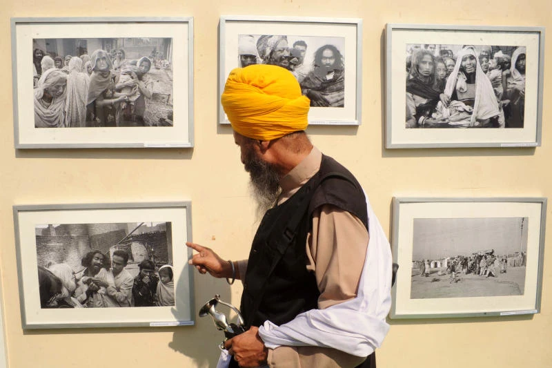 Indian court reopens probe into Golden Temple massacre