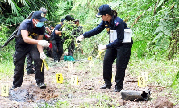 Philippine police hunt mayor’s ambushers