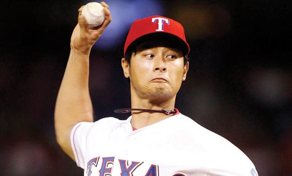 Darvish, Rangers too hot for Mariners
