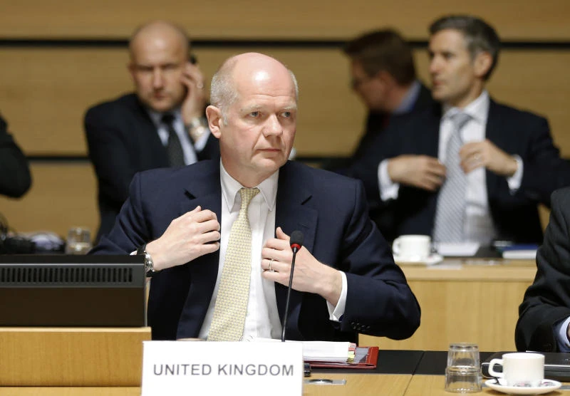 EU set to ease Syria oil embargo to bolster rebels