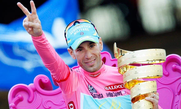 Nibali takes Giro title; Cavendish tops last stage