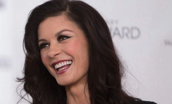 Catherine Zeta-Jones checks into mental health facility