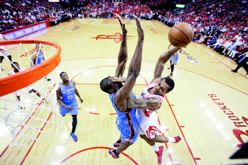 Rockets dodge sweep bullet by silencing Thunder