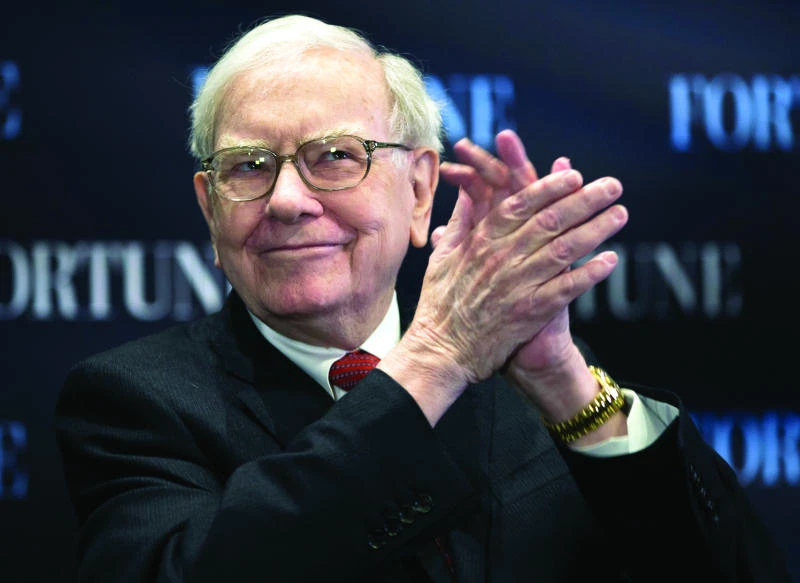 Buffett joins Twitter, gains 1,000 followers a minute