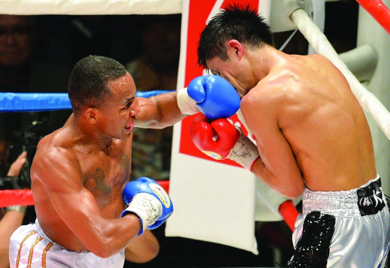 Venezuela’s Solis defeats Kono for WBA super flyweight title