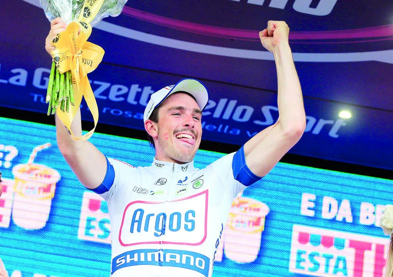 More chaos at Giro as German Degenkolb wins stage five