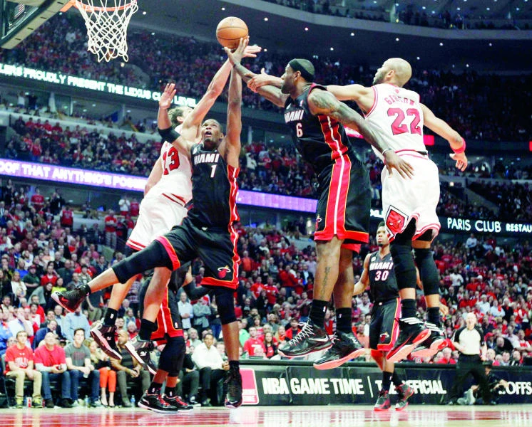 Heat hold off Bulls to take 2-1 lead