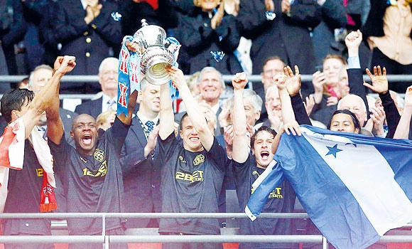 Wigan stuns Man City in FA Cup final