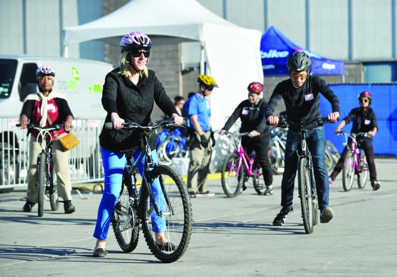 New Yorkers get pumped up for bike sharing
