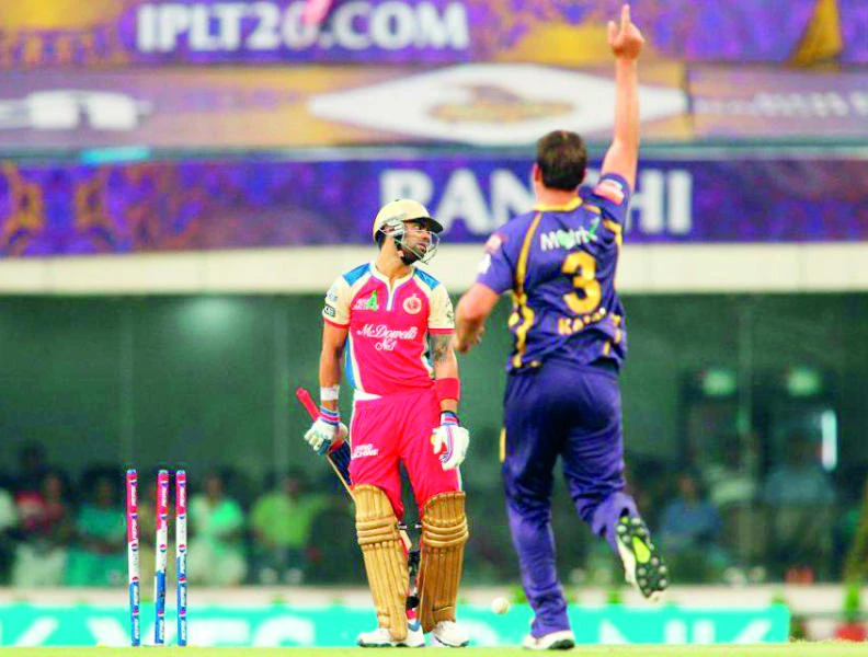 Kolkata beats Bangalore to keep playoff hopes alive
